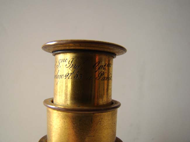 A fine French five-draw gilt brass monocular decorated with faux rubies and mother-of-pearl circa 1820 — image 3